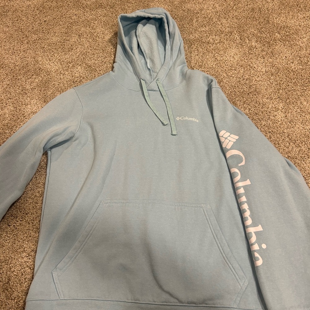 NWOT blue Columbia hoodie